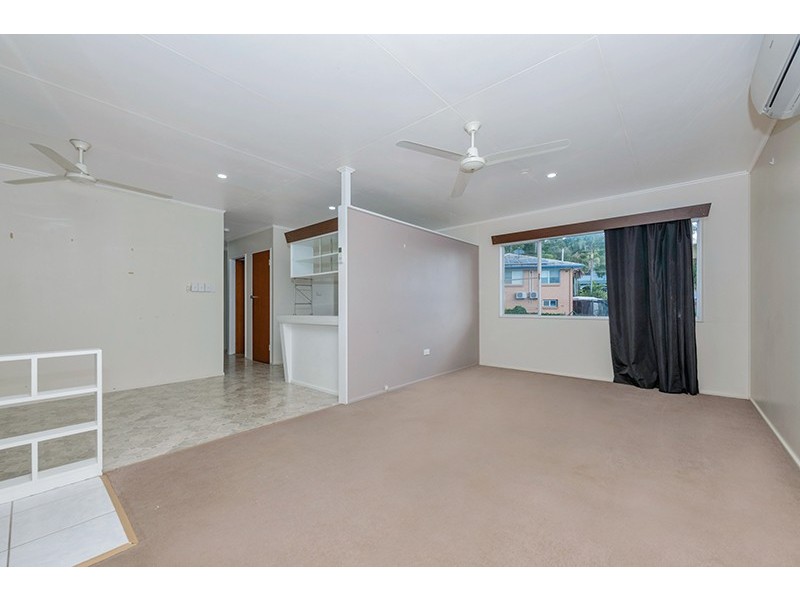 21 Faraday Street, Wulguru QLD 4811