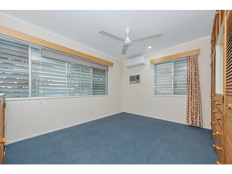 21 Faraday Street, Wulguru QLD 4811