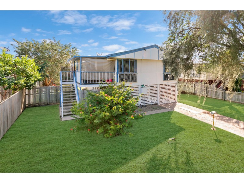 18 Goldsworthy Street, Heatley QLD 4814