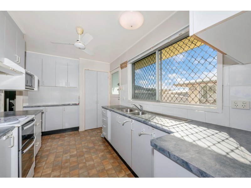 18 Goldsworthy Street, Heatley QLD 4814