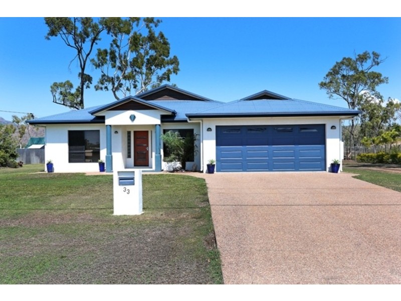 33 Dartmoor Drive, Kelso QLD 4815