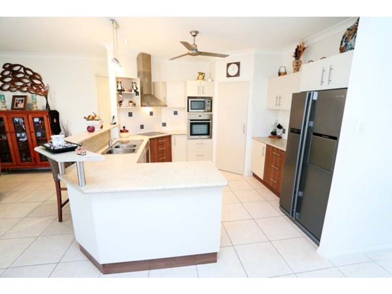 33 Dartmoor Drive, Kelso QLD 4815