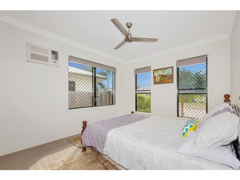 4 Mulwaree Lane, Kelso QLD 4815