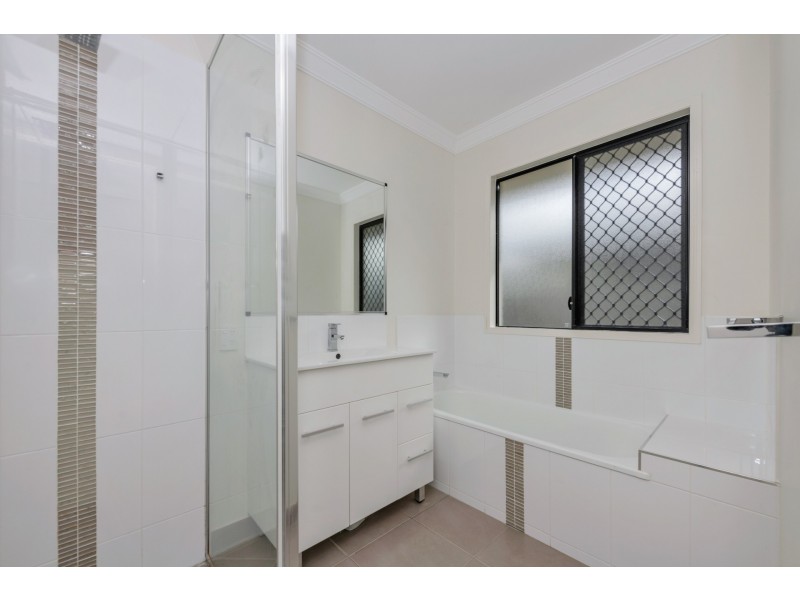 4 Mulwaree Lane, Kelso QLD 4815