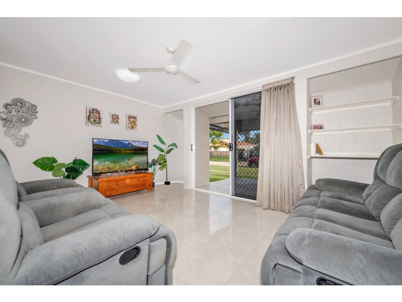 2 Wandella Street, Cranbrook QLD 4814