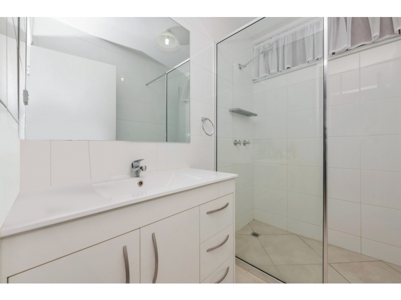 2 Wandella Street, Cranbrook QLD 4814