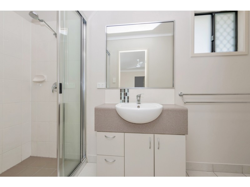 30 Aintree Avenue, Mount Low QLD 4818