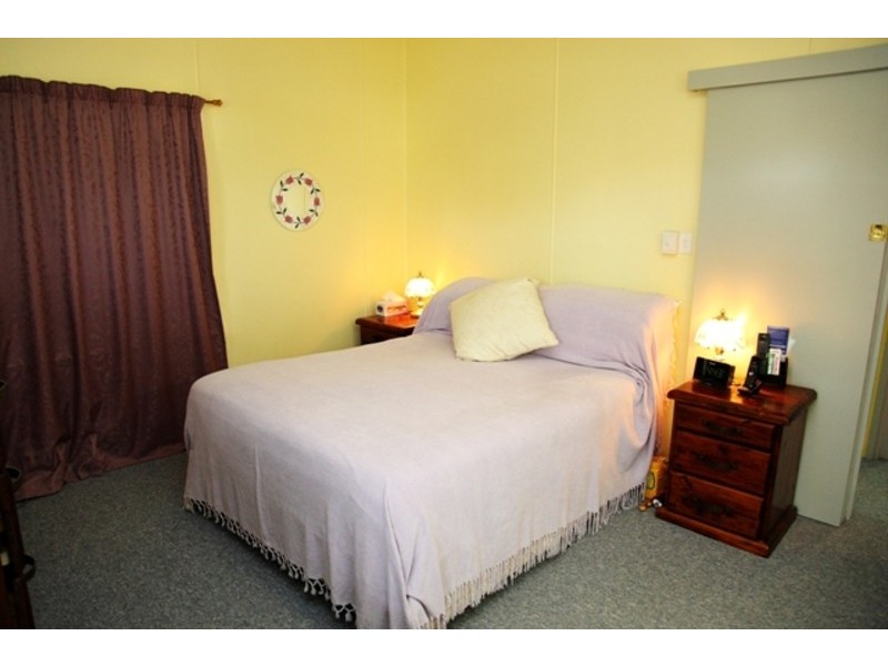 9 Werona Street, Mundingburra QLD 4812