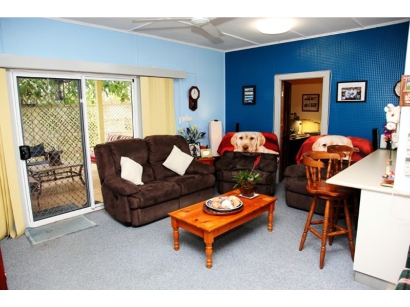 9 Werona Street, Mundingburra QLD 4812