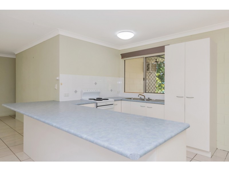 15 Leila Avenue, Rasmussen QLD 4815