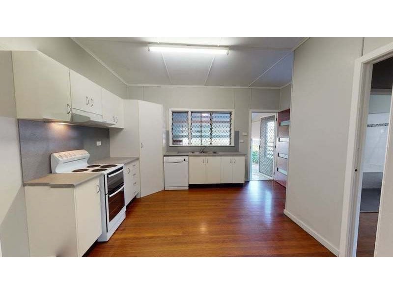 60 Ross River Road, Mundingburra QLD 4812