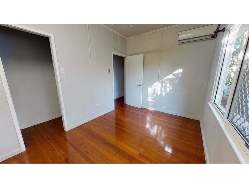 60 Ross River Road, Mundingburra QLD 4812