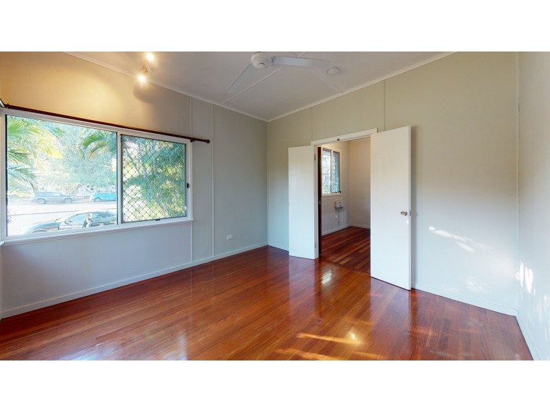 60 Ross River Road, Mundingburra QLD 4812