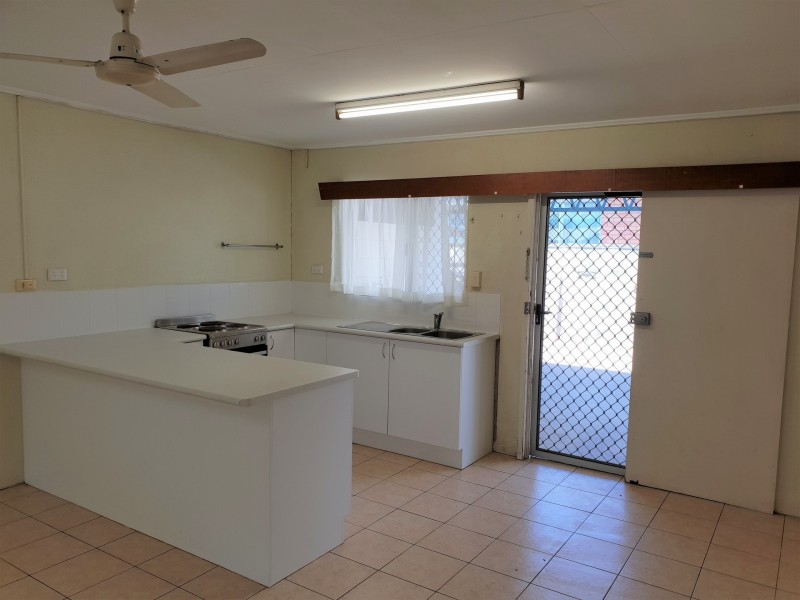 2/179 Bayswater Road, Currajong QLD 4812