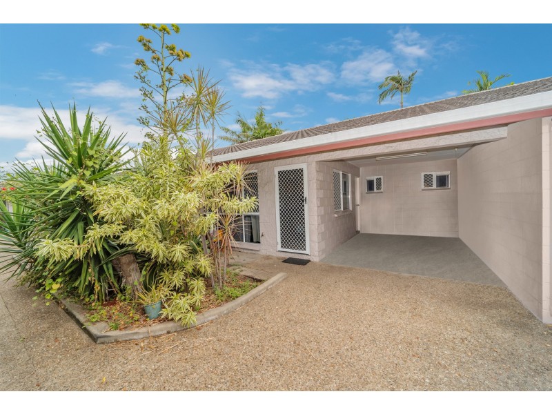 2/25 Clayton Street, Hermit Park QLD 4812