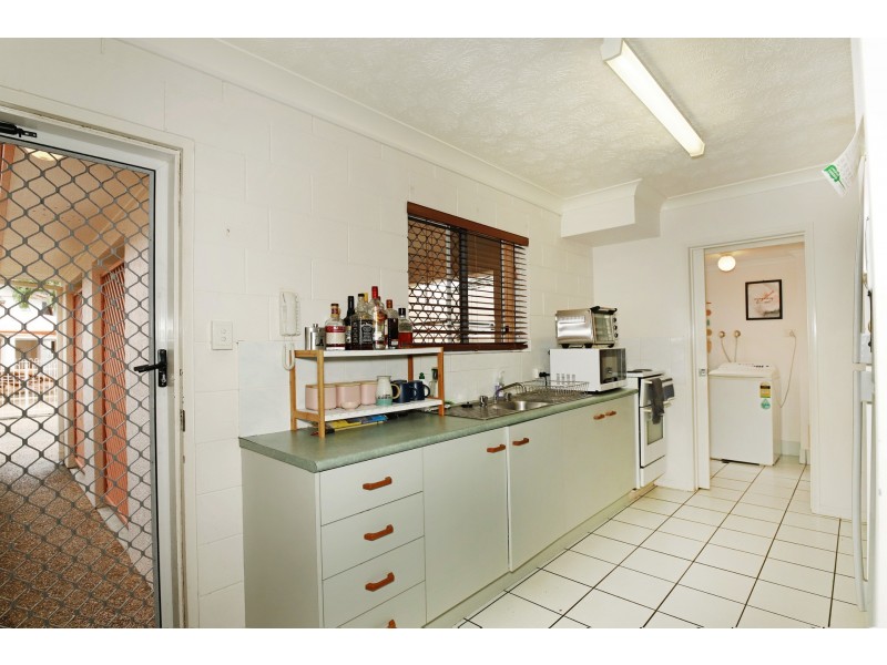 17/21-23 Tuffley Street, West End QLD 4810