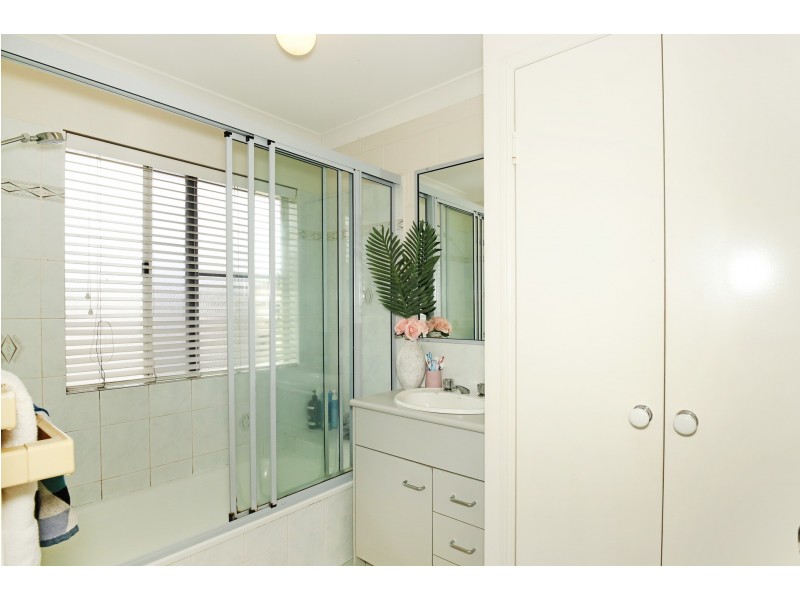 17/21-23 Tuffley Street, West End QLD 4810