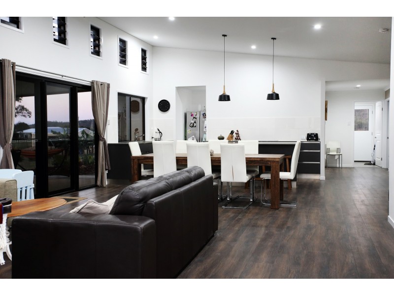 187 Williams Road, Alligator Creek QLD 4816