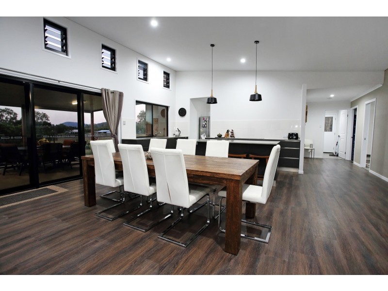 187 Williams Road, Alligator Creek QLD 4816