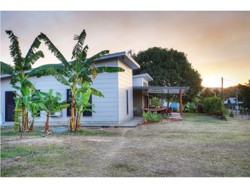 187 Williams Road, Alligator Creek QLD 4816
