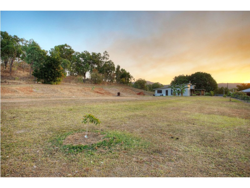 187 Williams Road, Alligator Creek QLD 4816
