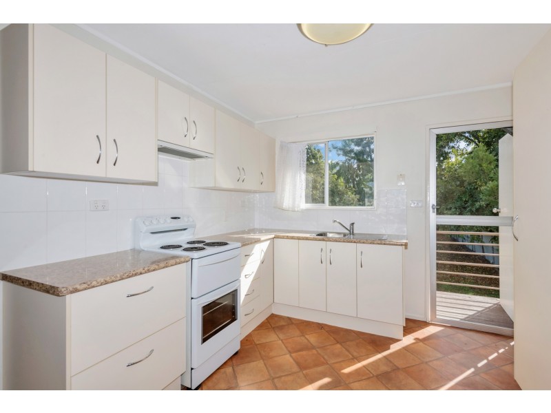 4 Merryl Street, Rasmussen QLD 4815