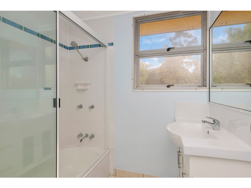 4 Merryl Street, Rasmussen QLD 4815