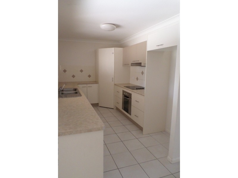 21 Firetail Pocket, Kelso QLD 4815