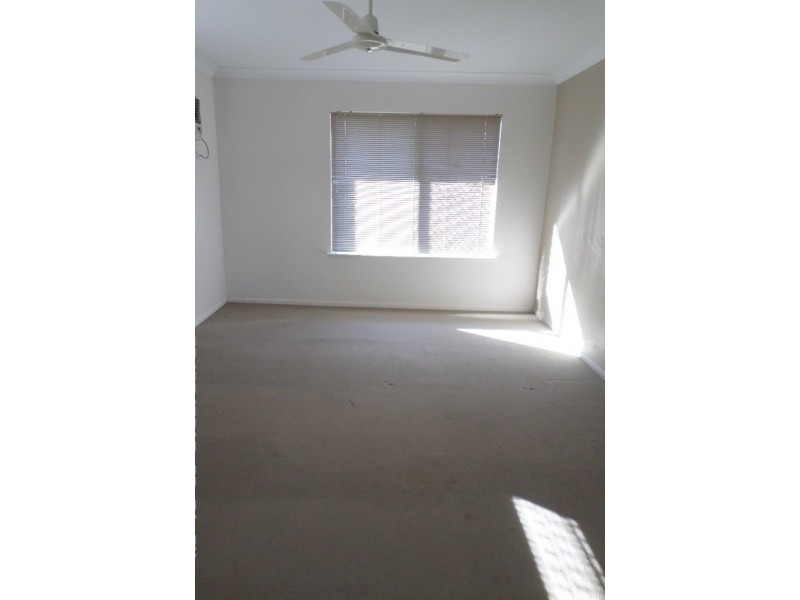 21 Firetail Pocket, Kelso QLD 4815