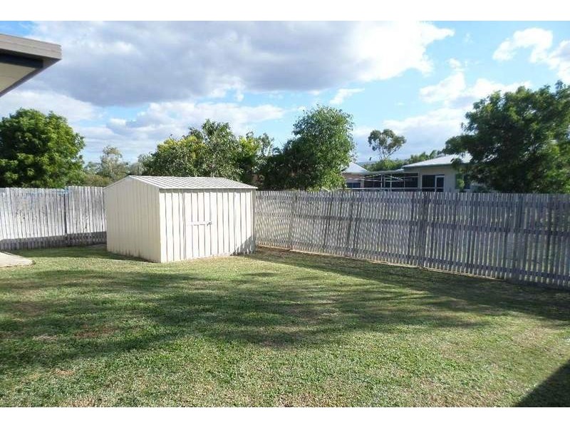 21 Firetail Pocket, Kelso QLD 4815