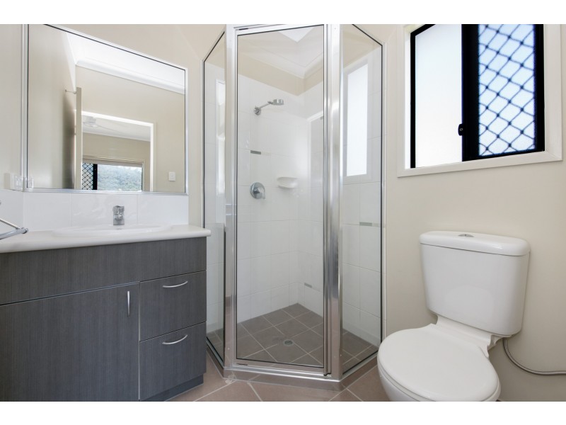 43 Ellsworth Drive, Mount Louisa QLD 4814