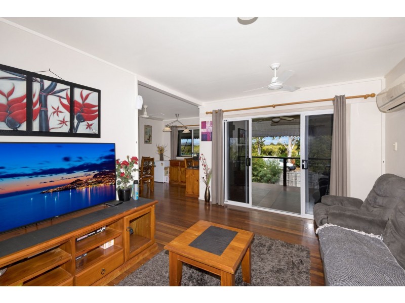 135 Twelfth Avenue, Railway Estate QLD 4810