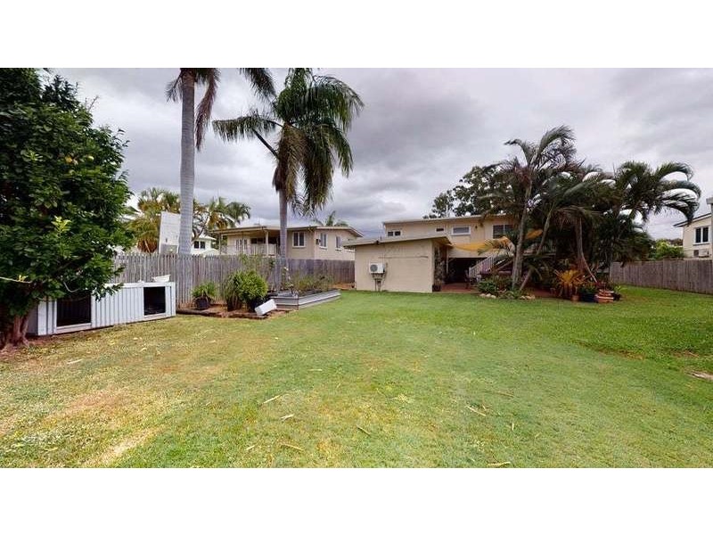 135 Twelfth Avenue, Railway Estate QLD 4810