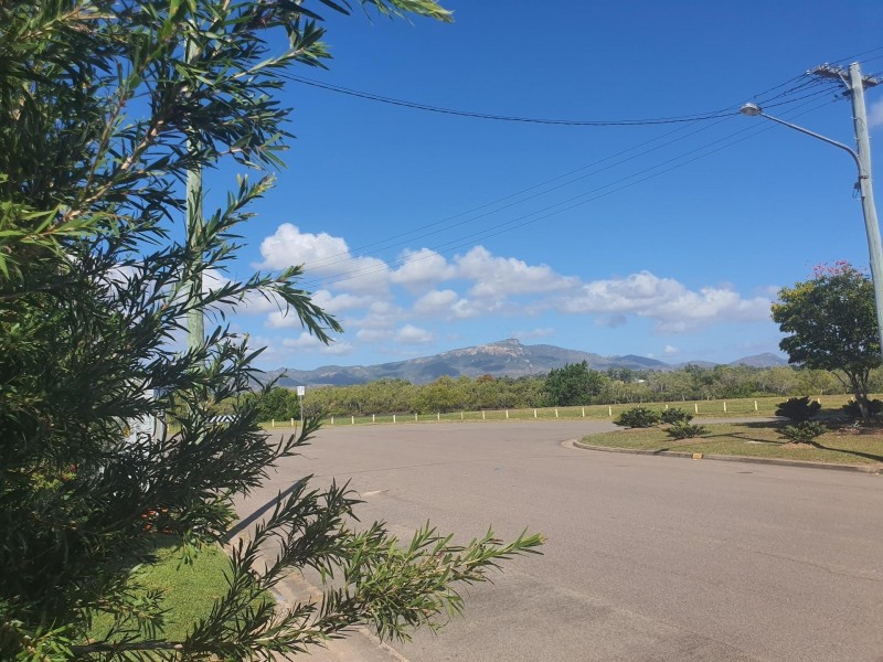 135 Twelfth Avenue, Railway Estate QLD 4810