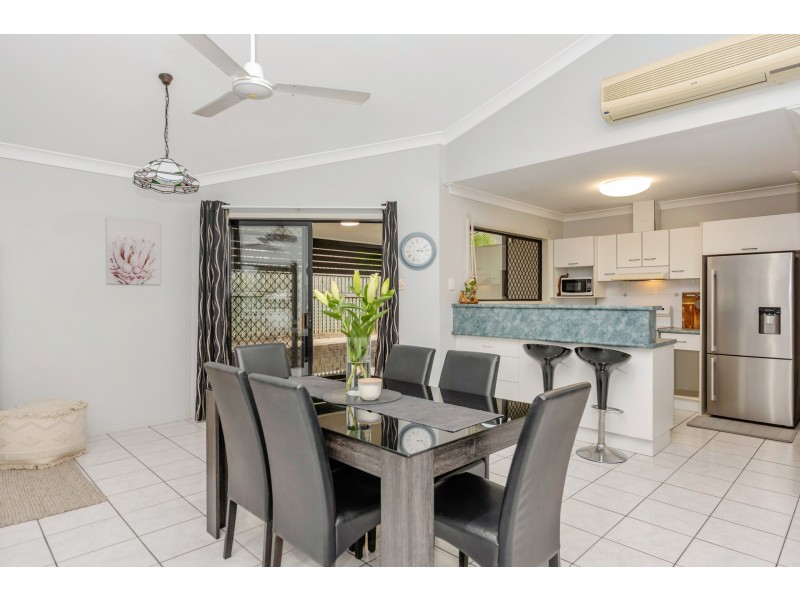 6 Sadowa Court, Wulguru QLD 4811