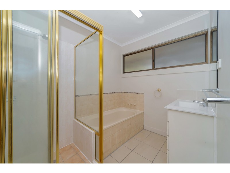 46 Whitsunday Drive, Kirwan QLD 4817