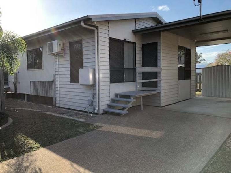 2/47 Diprose Street, Pimlico QLD 4812