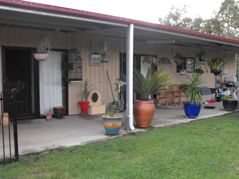 183 Ocean Parade, Balgal Beach QLD 4816