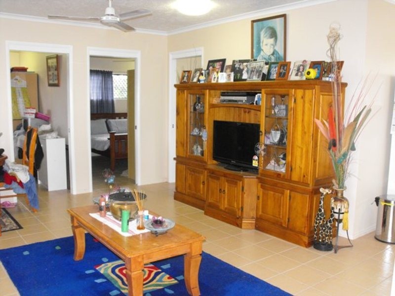 183 Ocean Parade, Balgal Beach QLD 4816