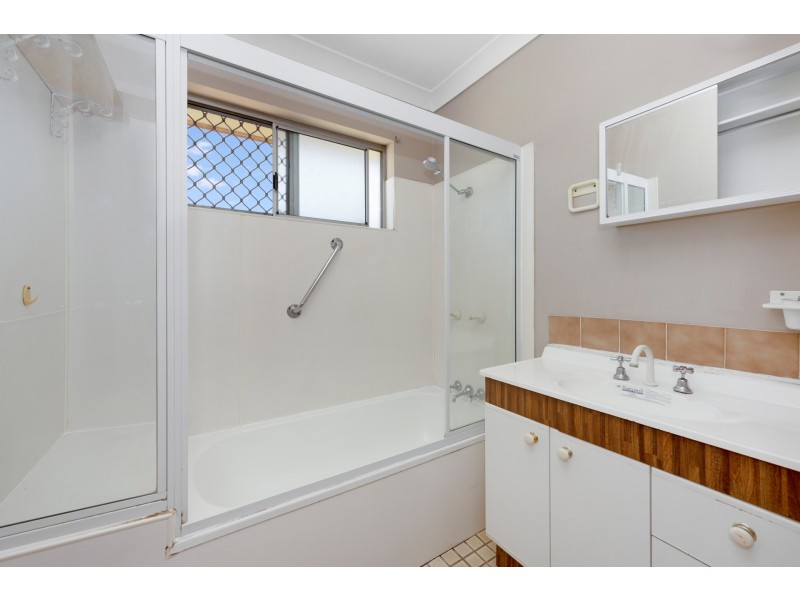 5 Althaus Parade, Yabulu QLD 4818