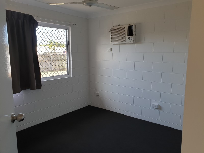 31 Barnett Street, Mount Louisa QLD 4814