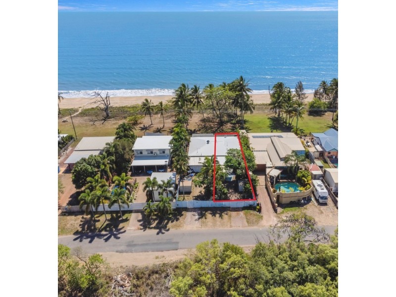 1/33 Cay Street, Saunders Beach QLD 4818