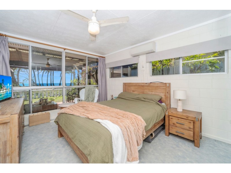 1/33 Cay Street, Saunders Beach QLD 4818