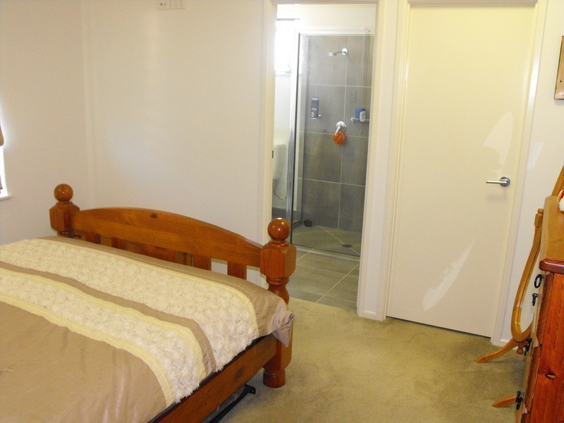 4 Apple Gum Avenue, Mount Low QLD 4818