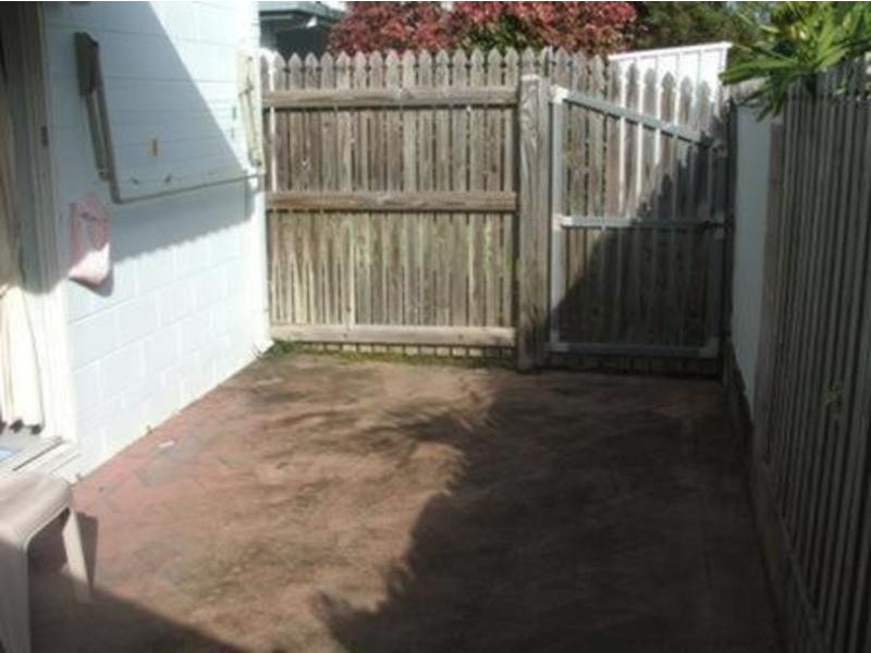 4/36 Marks Street, Hermit Park QLD 4812