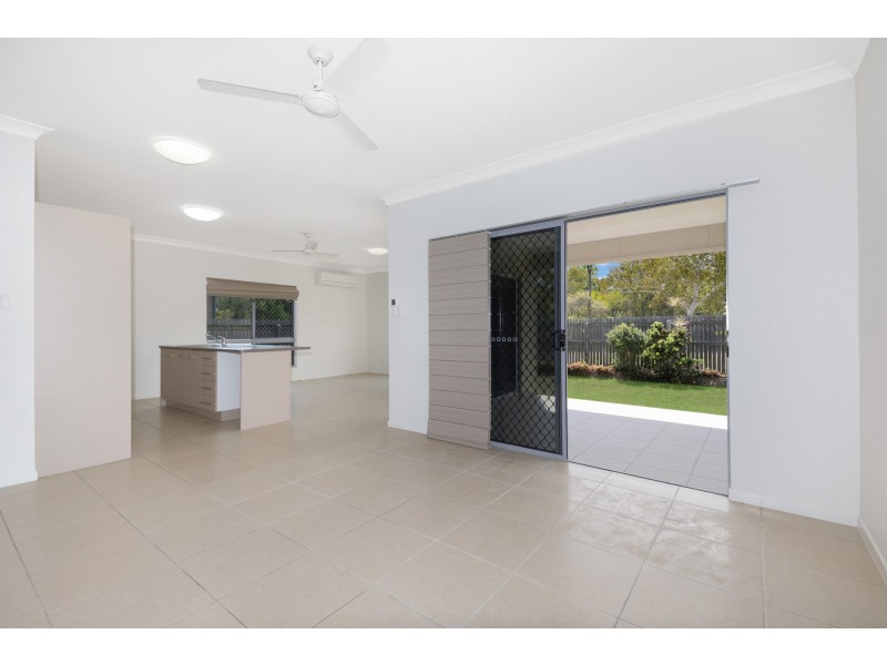 81 Summerland Drive, Deeragun QLD 4818