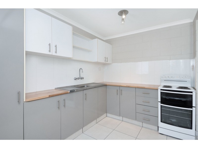 4/317 Stanley Street, North Ward QLD 4810