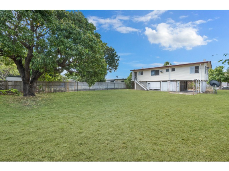 11 Wattle Street, Kirwan QLD 4817