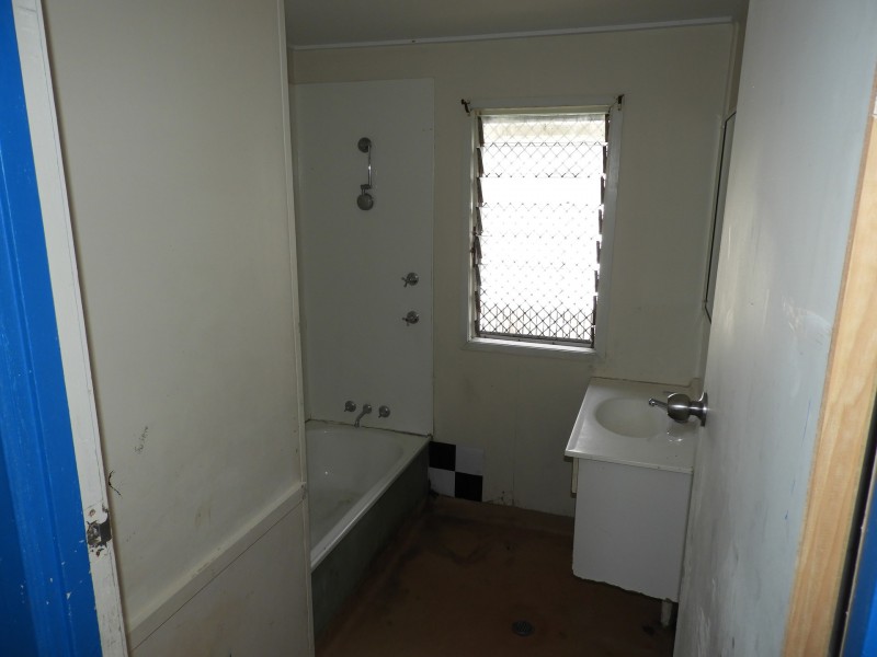 8 Powell Street, Wulguru QLD 4811