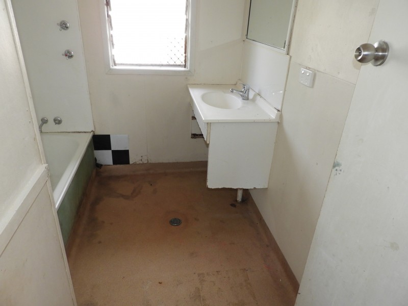 8 Powell Street, Wulguru QLD 4811